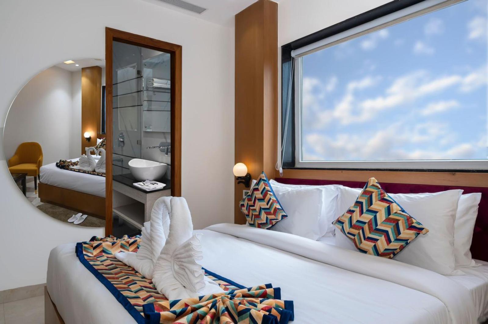 Classio Royale By Io Hotels Near Golden Temple أمريتسار المظهر الخارجي الصورة
