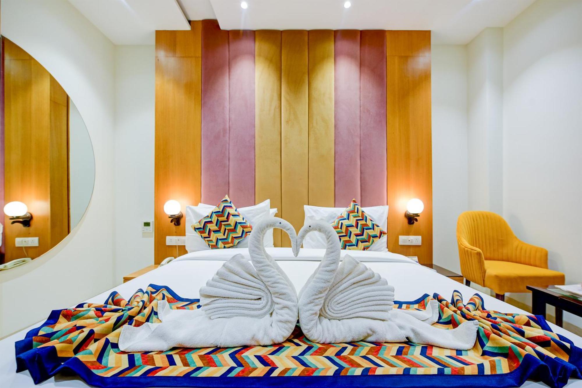 Classio Royale By Io Hotels Near Golden Temple أمريتسار المظهر الخارجي الصورة