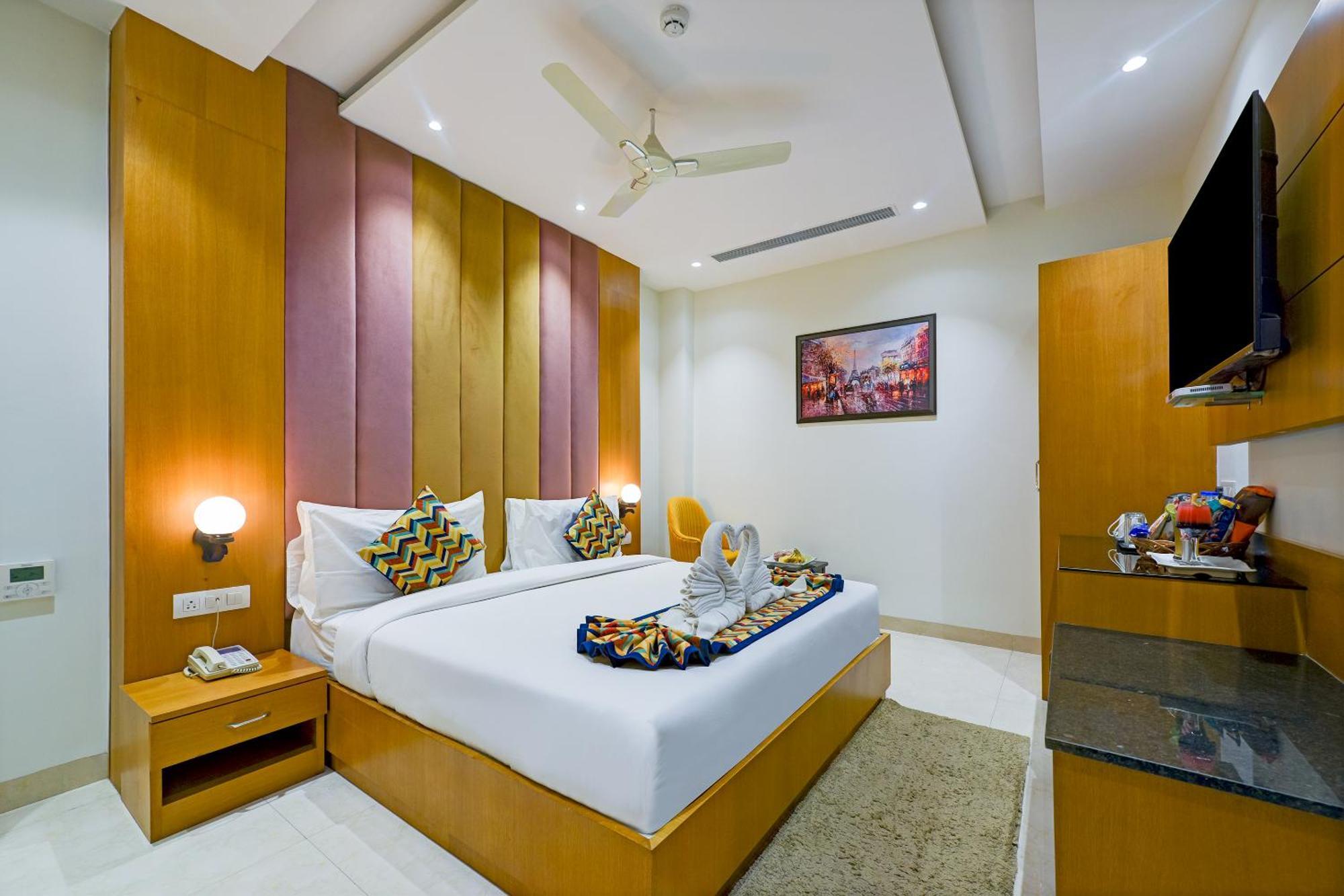 Classio Royale By Io Hotels Near Golden Temple أمريتسار المظهر الخارجي الصورة